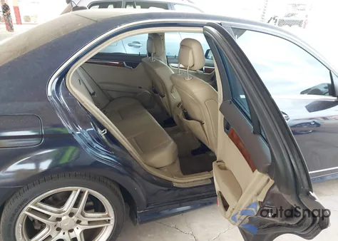 2013 Mercedes-Benz C 250 Sport from USA, damaged, VIN WDDGF4HB2DR276116